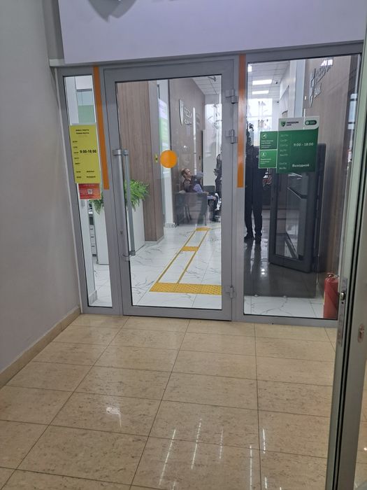 Адаптация зданий для инвалидов. Пандус, перила, тактильные изделия