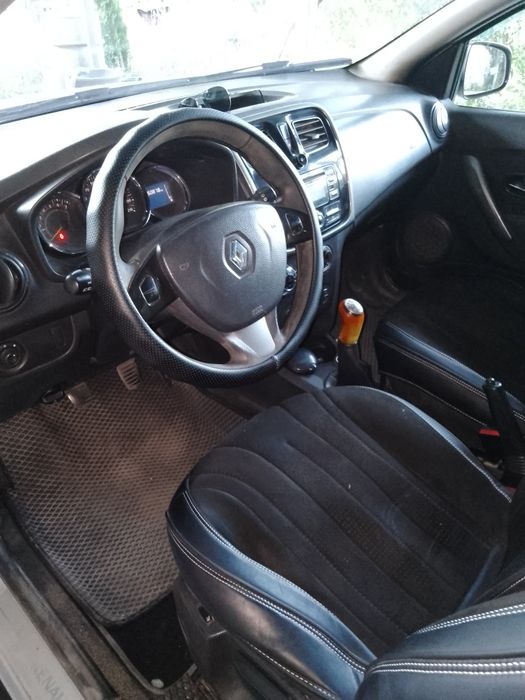 Рено Сандеро Степвэи 2. 2015 г.