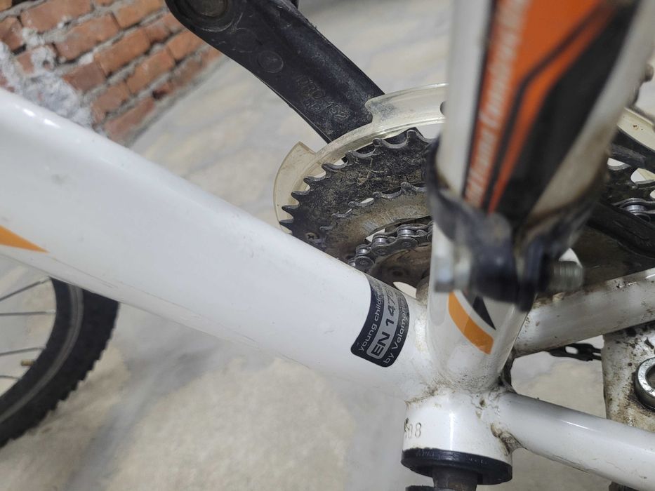 Продавам детско колело