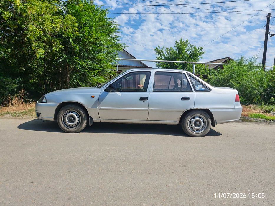 Daewoo nexia 2011
