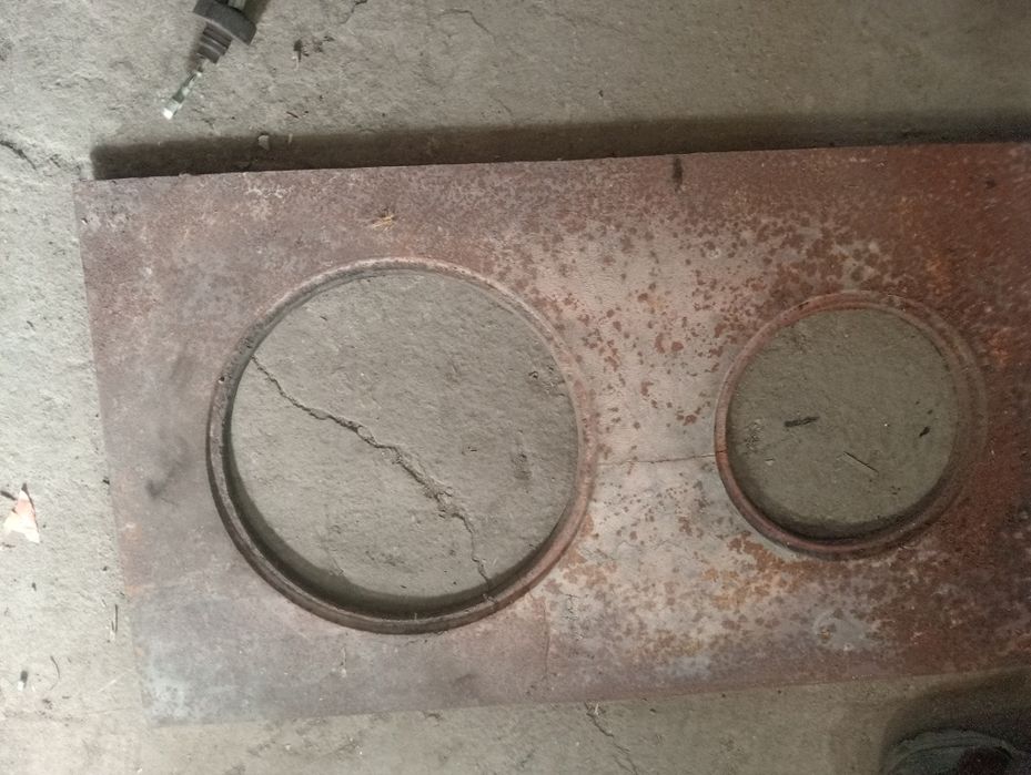 Продам плита  ,дверца , колосник.