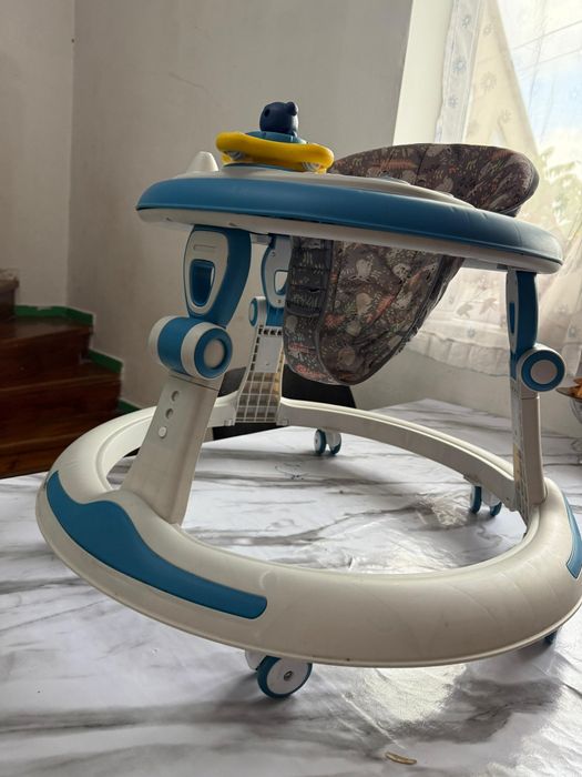 Ходунок и Стол для кормления