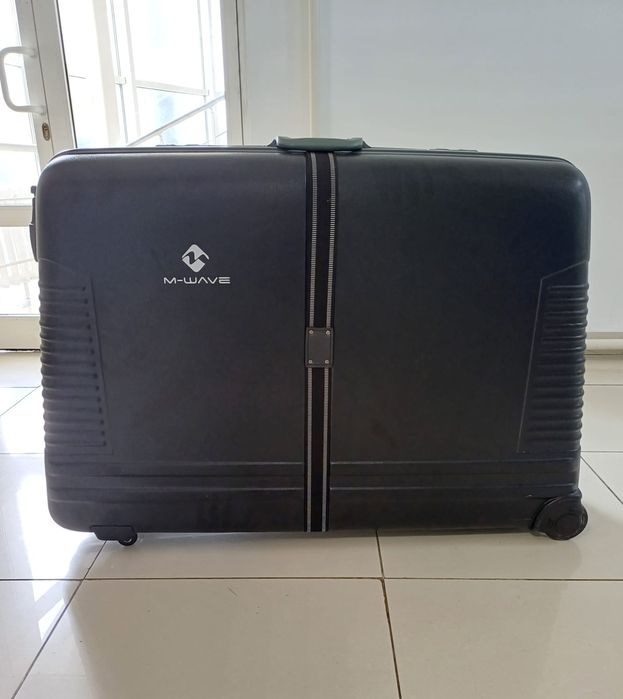 Ремонт чемоданов, сумок,ремонт и подгон одежды