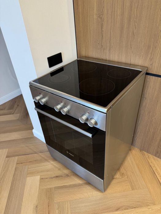 Продам газ плиту BOSCH.