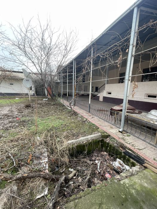 Uy sotiladi 5 SOTIX 4 Xona Yer xisobida