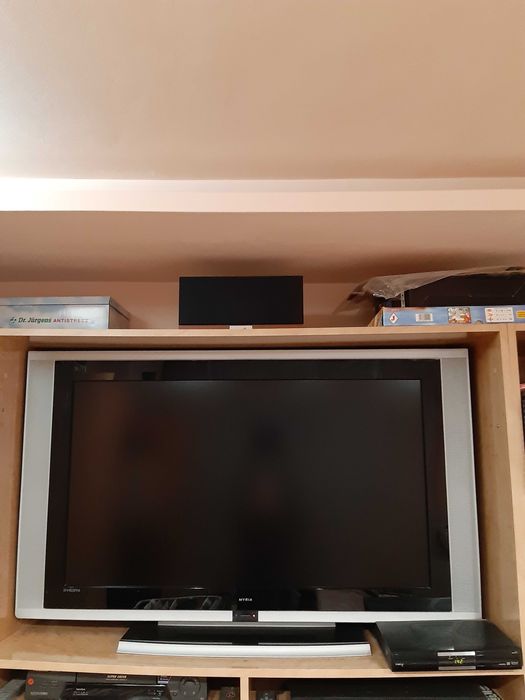 Vând televizor plasma,in stare bună