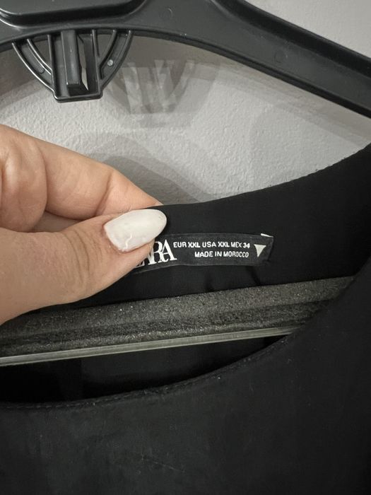 Дамски рокли на ZARA