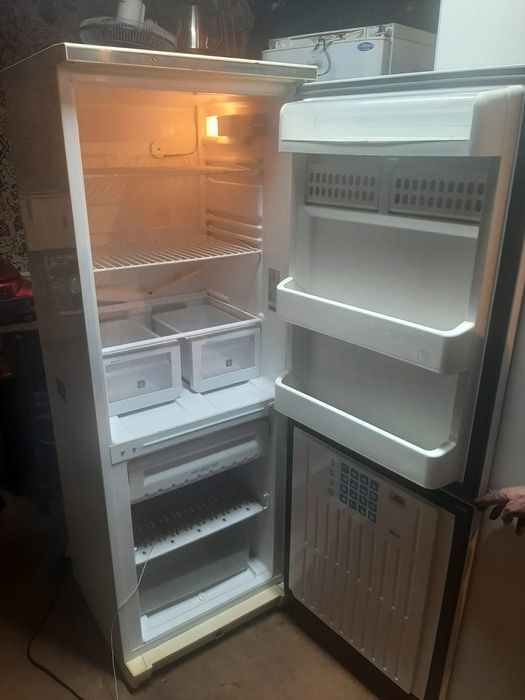 Продам холодильник