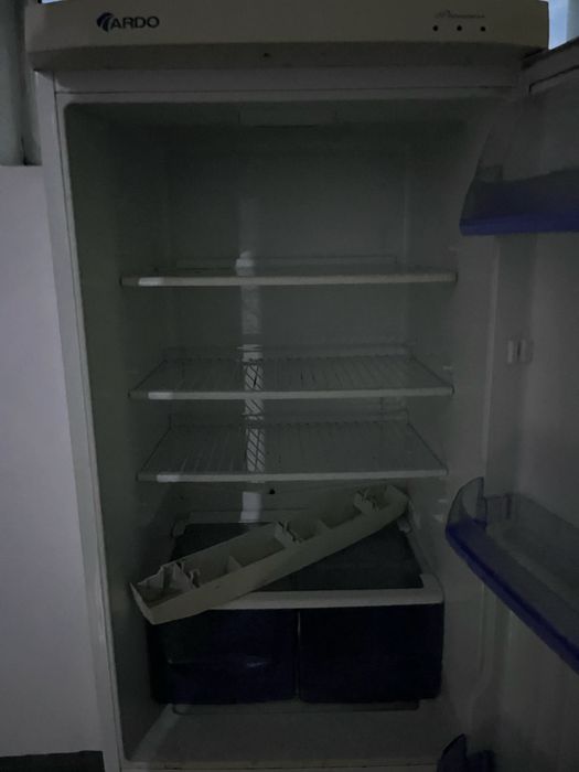 Продам холодильник
