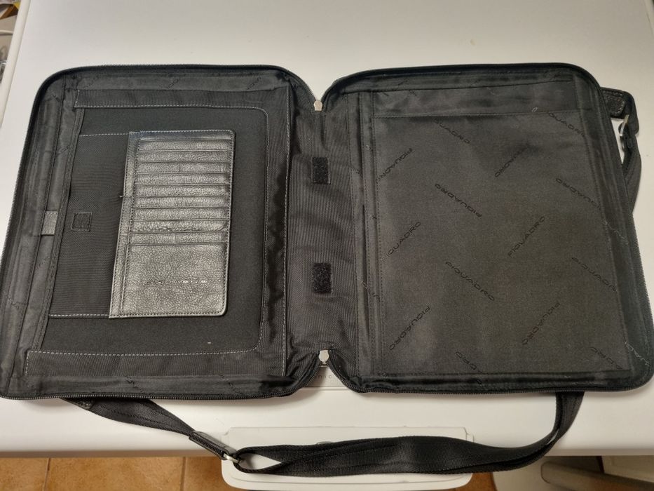 Geanta laptop piele PIQUADRO ITALY