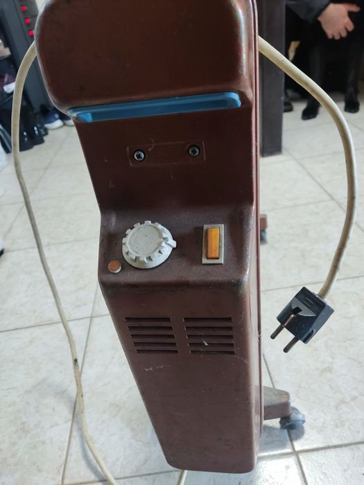 Маслен радиатор.