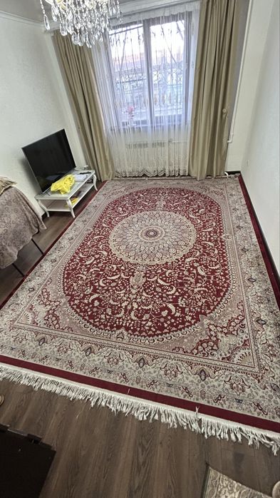 продам ковер 3 на 4