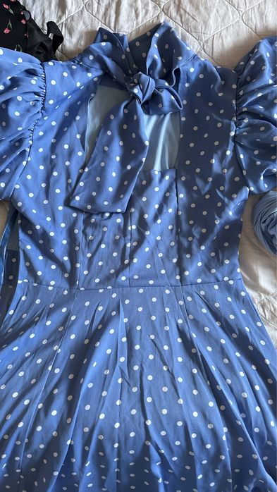 Красивое платье миди в горошек, размер 46