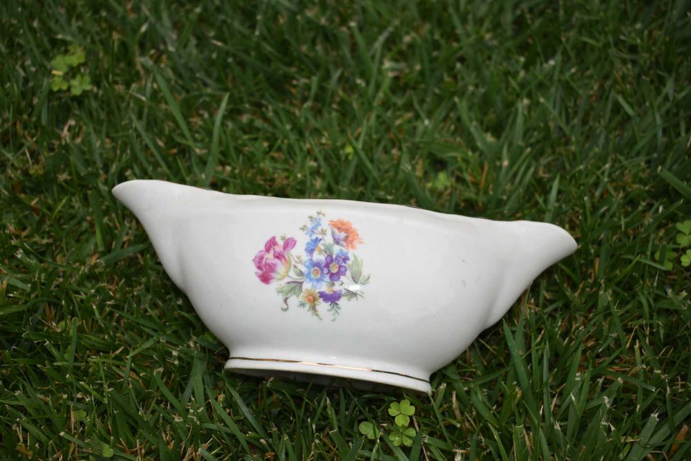 супник ,плато и сосиера