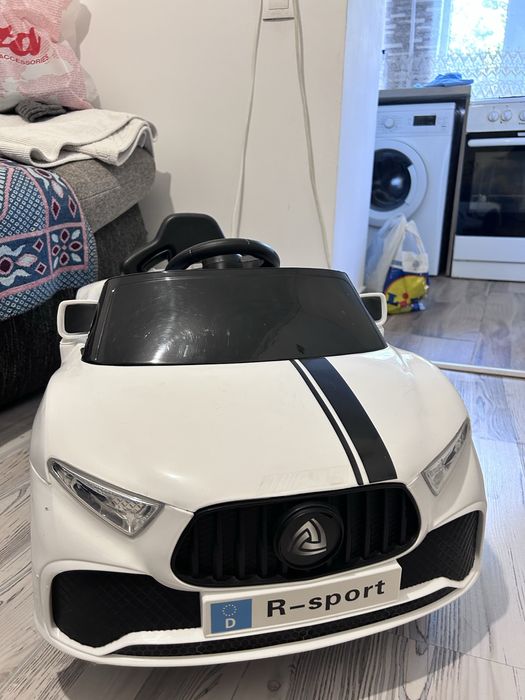 Masina electrica copii cu telecomanda