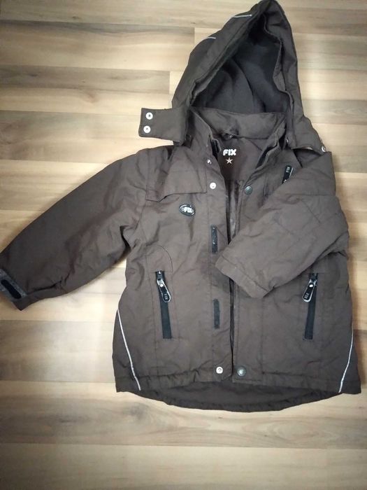 Яке с качулка марка Fix