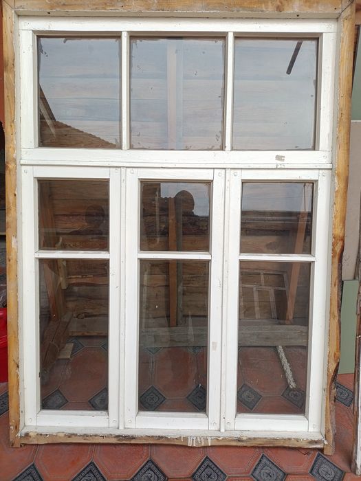 Тахта ром сотилади.холати яахши уймиздан чикти рахминри буйи 1.70 Эни