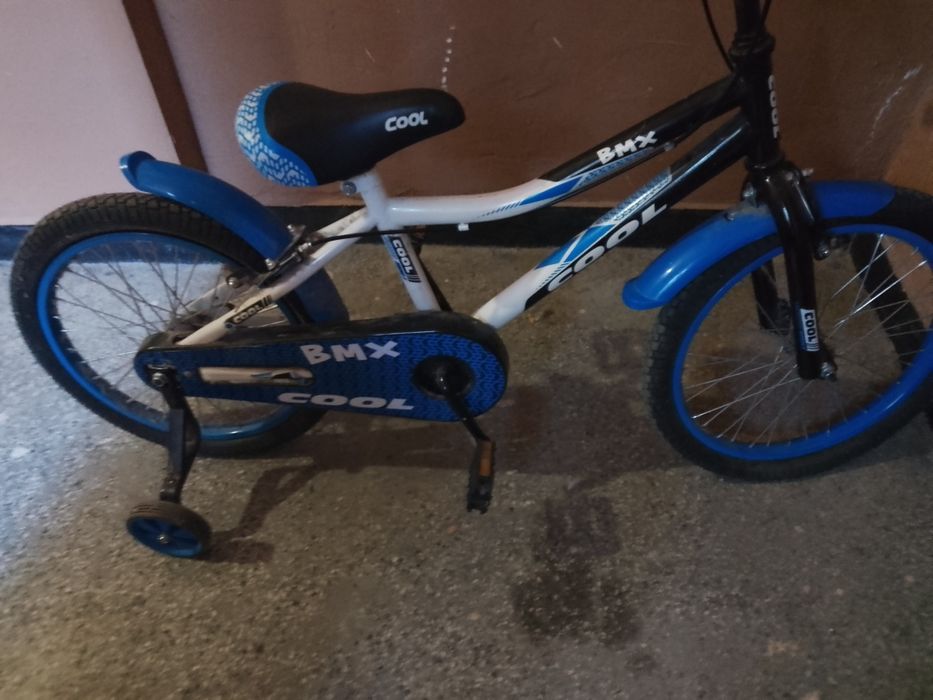 Продавам колелета децки