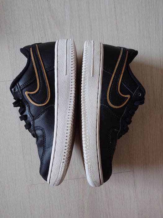 Nike кожени маратонки момче