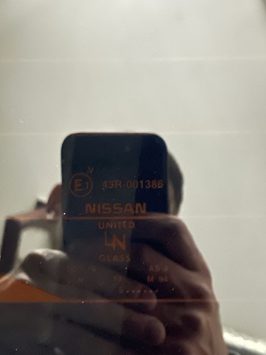 Заднее стекло nissan pathfinder