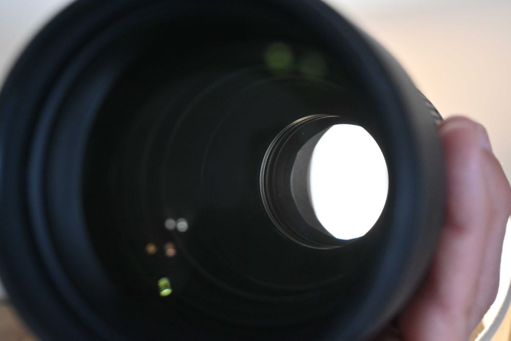 Nikon AF 80-200mm f/2.8D ED (Two-Ring) + Toc rigid CL-43A + Parasolar