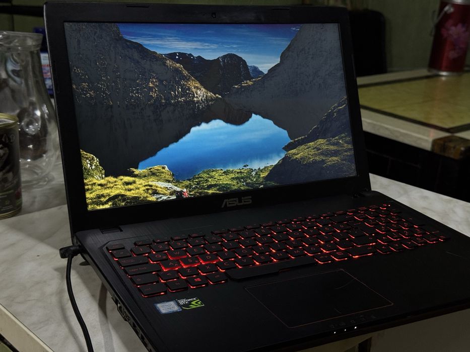 Ноутбук asus i7 7700