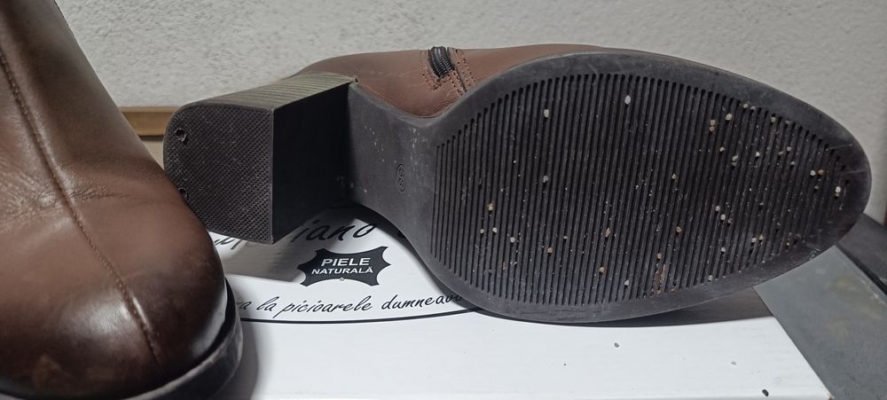 Ghete piele naturala