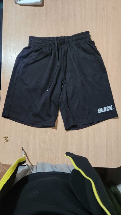 Шорты спортивные black