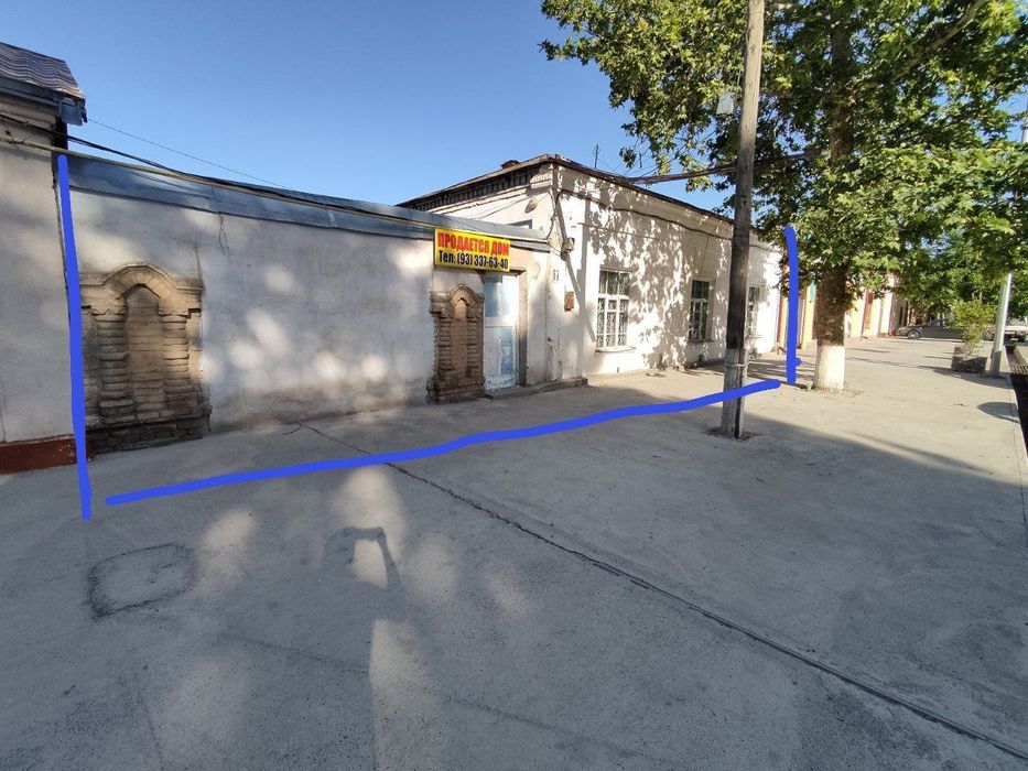 Продаётся Дом Вдоль дороги под бизнес цена 250.000$