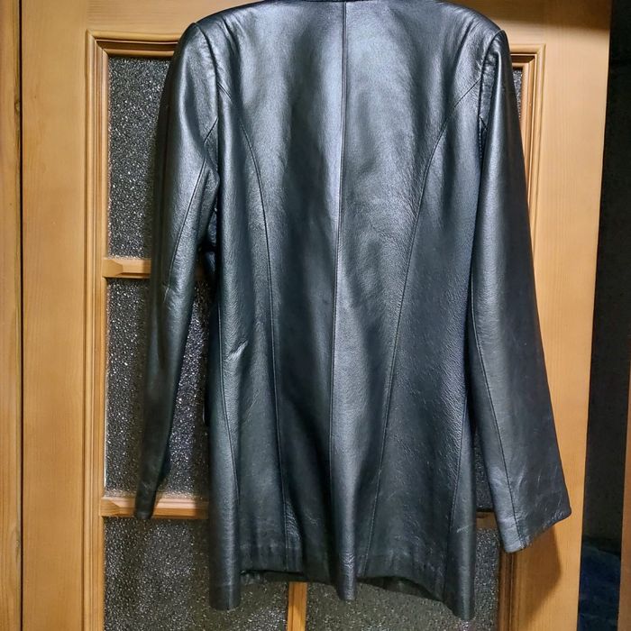 Продам  пиджак из натуральной кожи