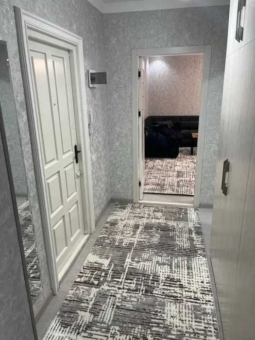 цум Аренда 2 ком Айбек метро и космонавты госпитальный СРОЧНО СДАМ