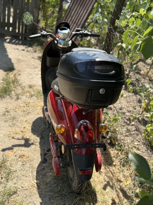 Vând scuter electric Volta