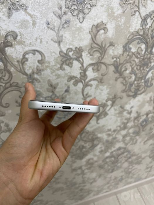 Iphone 17 pro max sotiladi