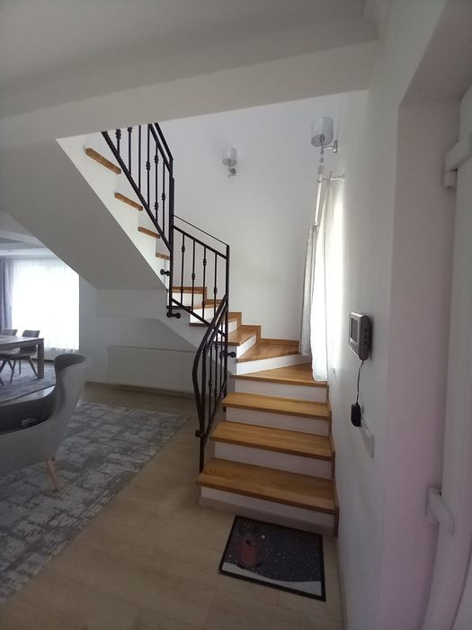 Vand casa,zona Unirii,str.Poligonului