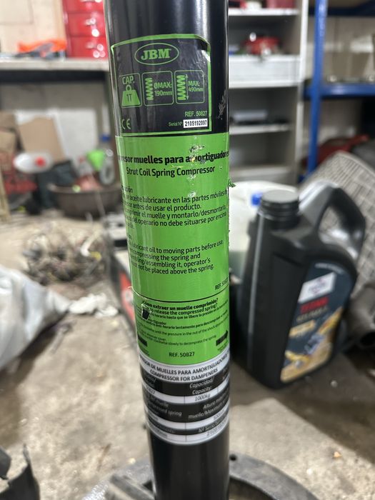 JBM скоба за пружини