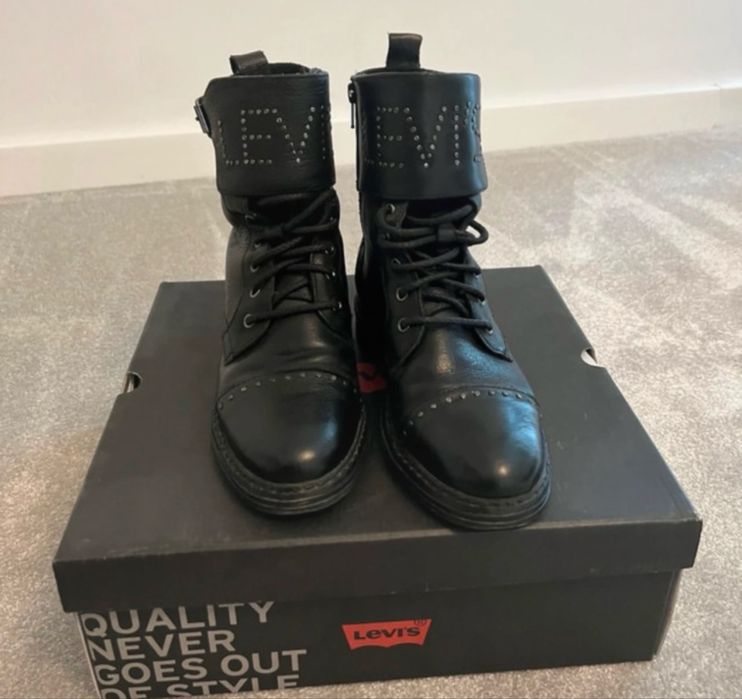 Bocanci piele naturala Levi’s