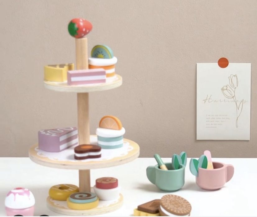 дървена стойка с десерт,дървена мозайка