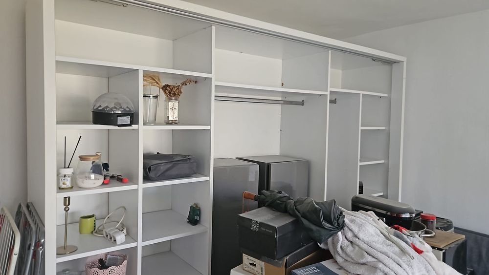 Transport Debarasari mutari moloz ridicare rapida resturi de construcț