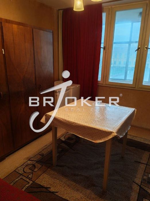 Дава се под наем Тристаен апартамент в Кърджали, Център - 91 кв.м за 260 € - Снимка #6