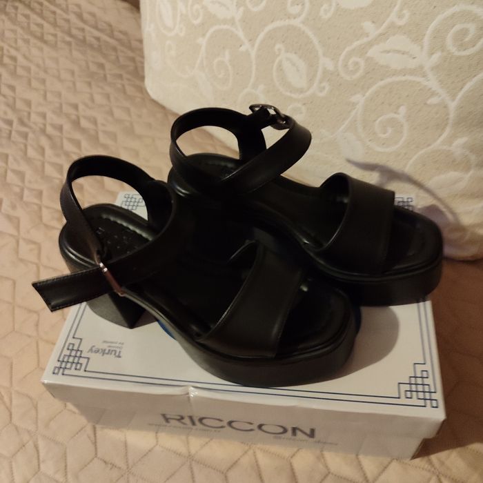 Официални сандали 36н