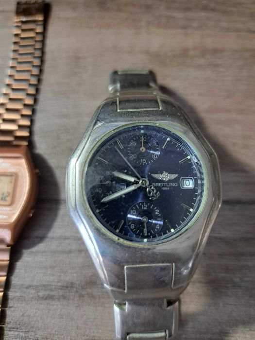 Lot 3 ceasuri de mana defecte: Casio, Breitling