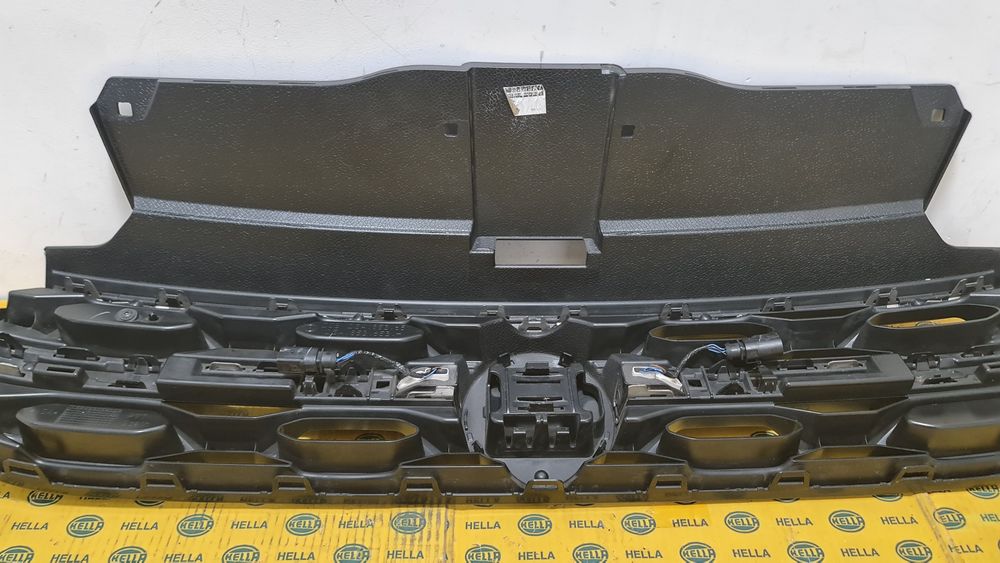 Grila masca bara led drl emblema  VW T-Roc facelift 2ga853653h R line