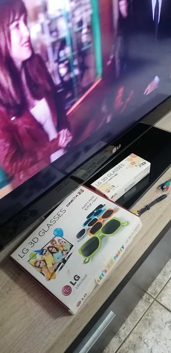 Продавам 3D Телевизор LG-42 инча