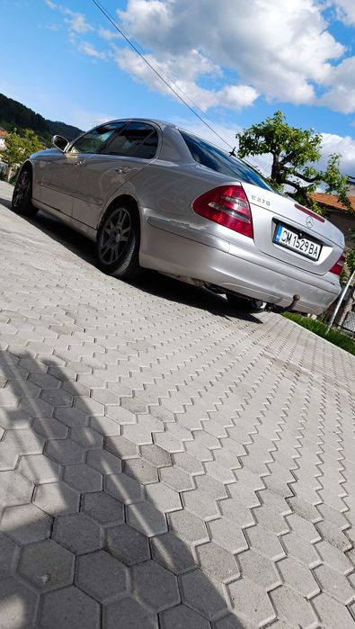 Mercedes-benz E270CDI