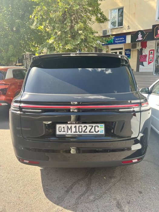 Такси водитель, Li 9 и Leapmotor C16 в горы и вес Узбекистан