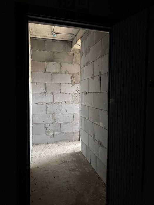 Продаётся кв Мирабадский р-н Куйлюк массив 2ЖК Хон Сарой 1/2/16Коробка