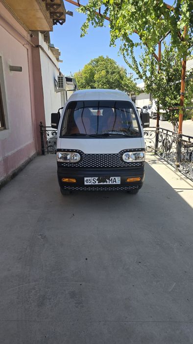 Damas sotiladi mitanda.
