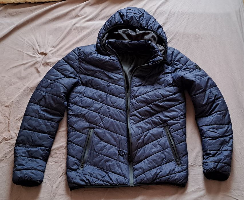 Куртка Фирма колинс colin's , размер л
Продам куртка колинс, фирма Col