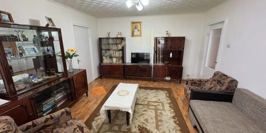 Vând apartament cu 2 camere Visoi