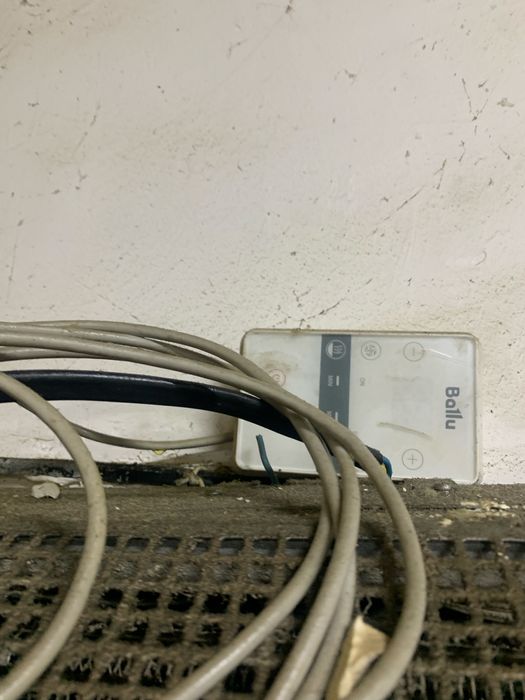 продаю тепловую завесу б/у